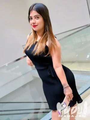 Young call girl in Greater Noida